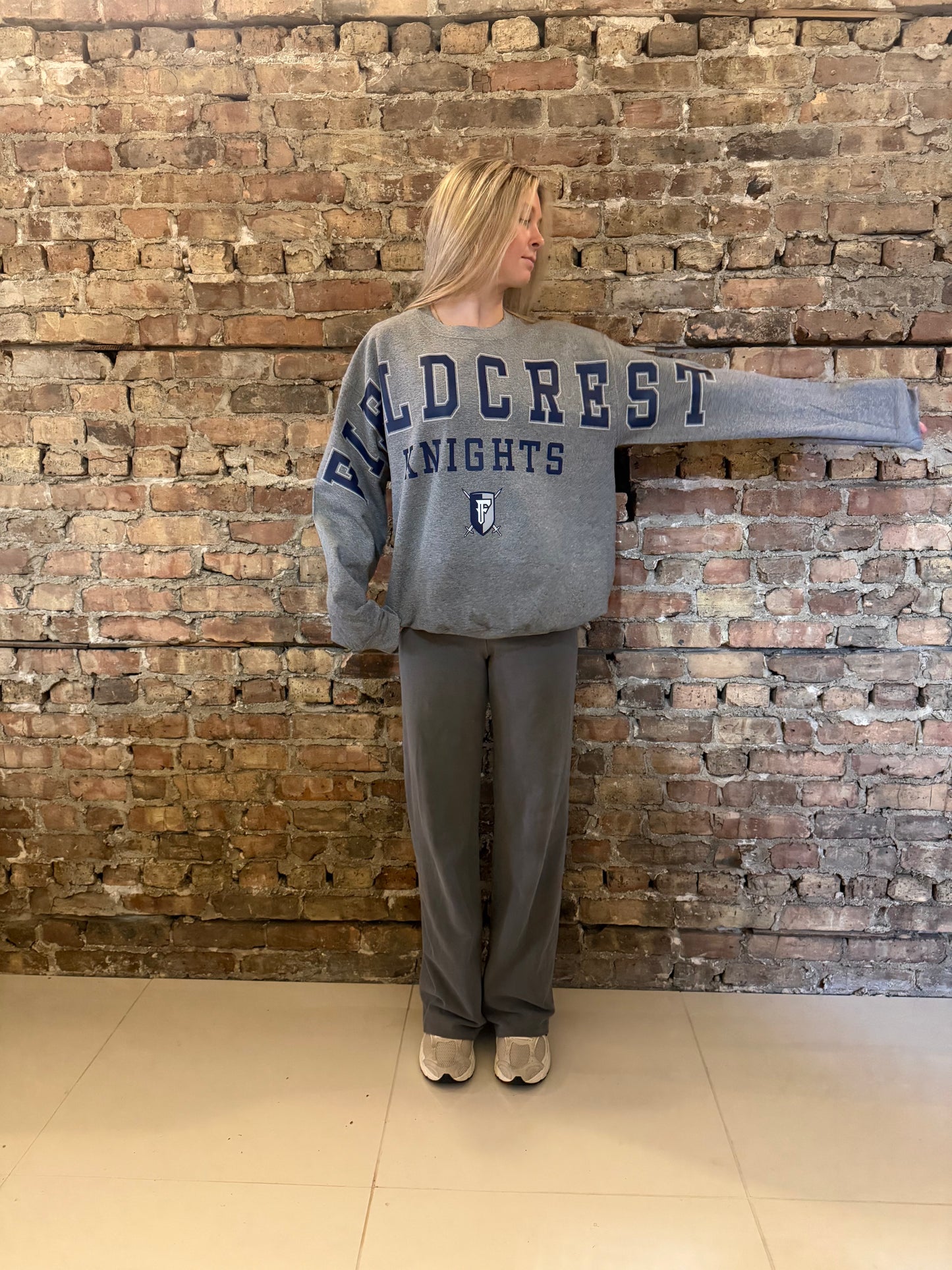 Fieldcrest Knights Banner Crewneck