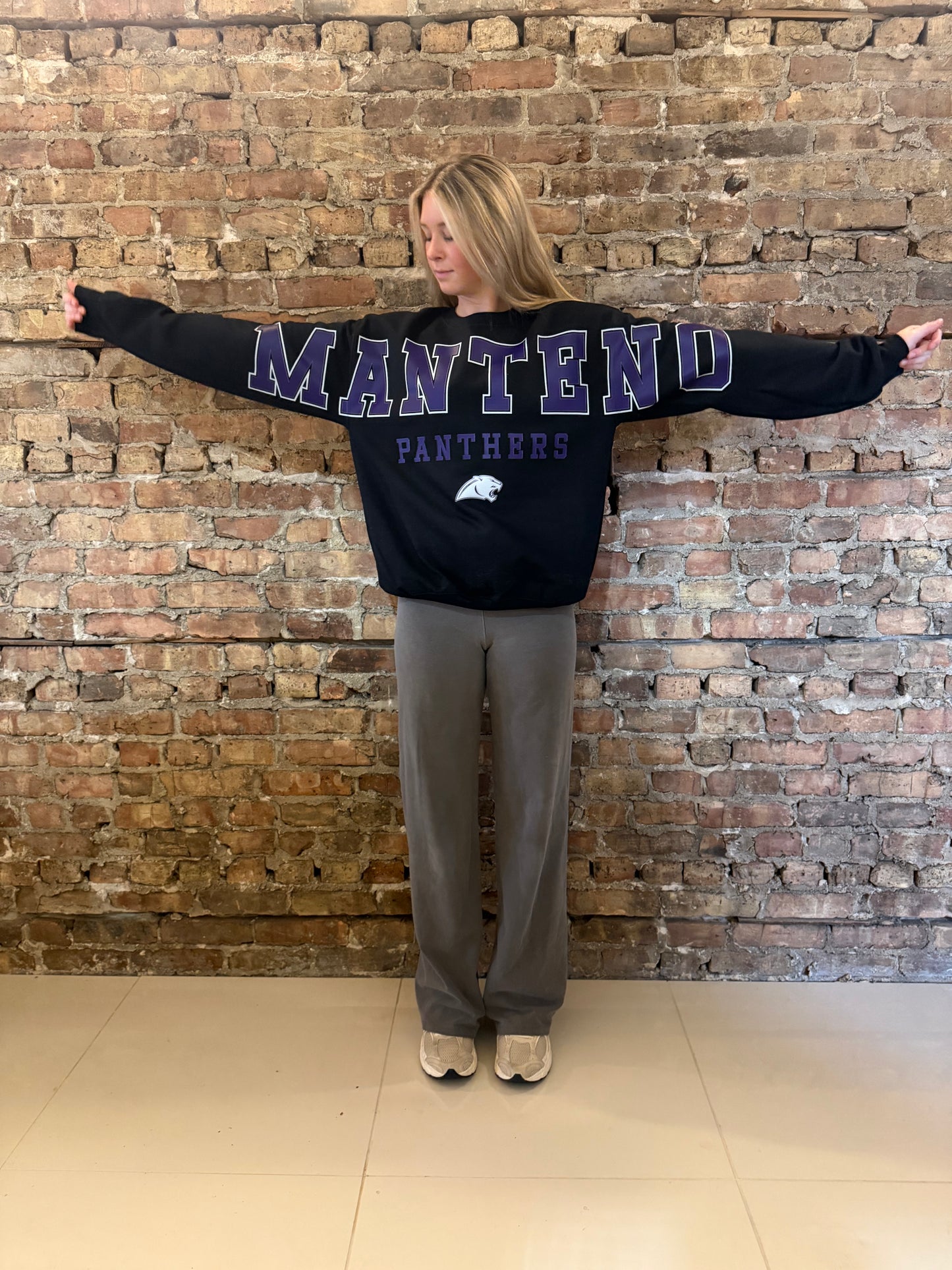Manteno Panthers Banner Crewneck